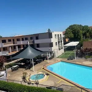 Harbour Side Aparthotel