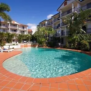 Blue Water Bay Aparthotel