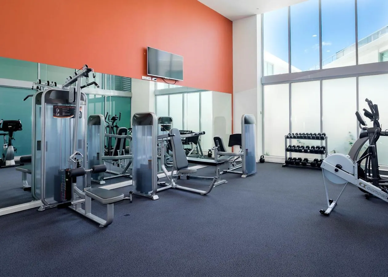 Apartment Exquisitely Furnished 2 Bedroom Apartment! Gold Coast Australia